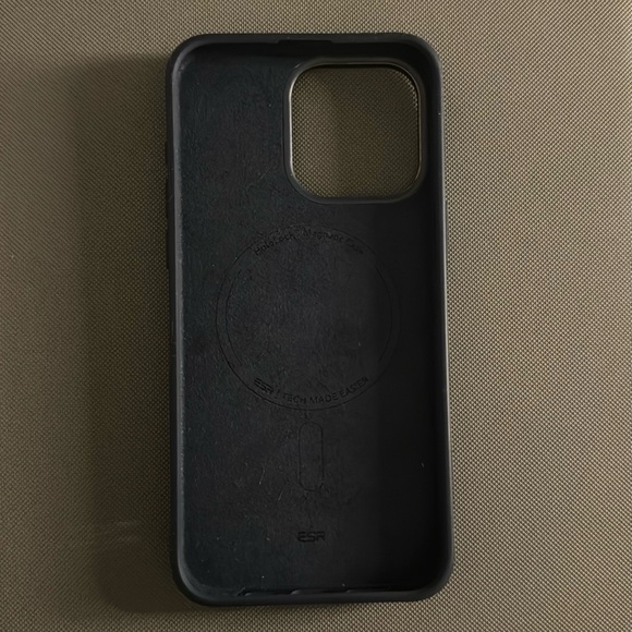 iPhone 15 Pro Max Silicon Case - Picture 2 of 3